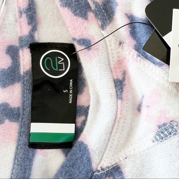 2 Liv Tie Dye Sweatshirt - Picture 4 of 4